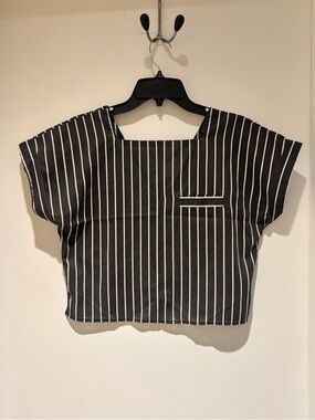 Striped Square-Neck Button-back Black Crop Top with Pocket Detail Size M